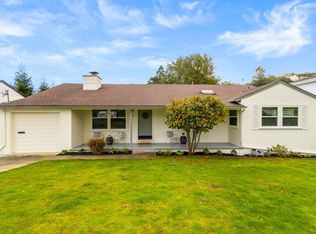 15 Cambridge St, San Carlos, CA 94070