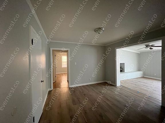 3rd image of 4090 Southlawn Ave