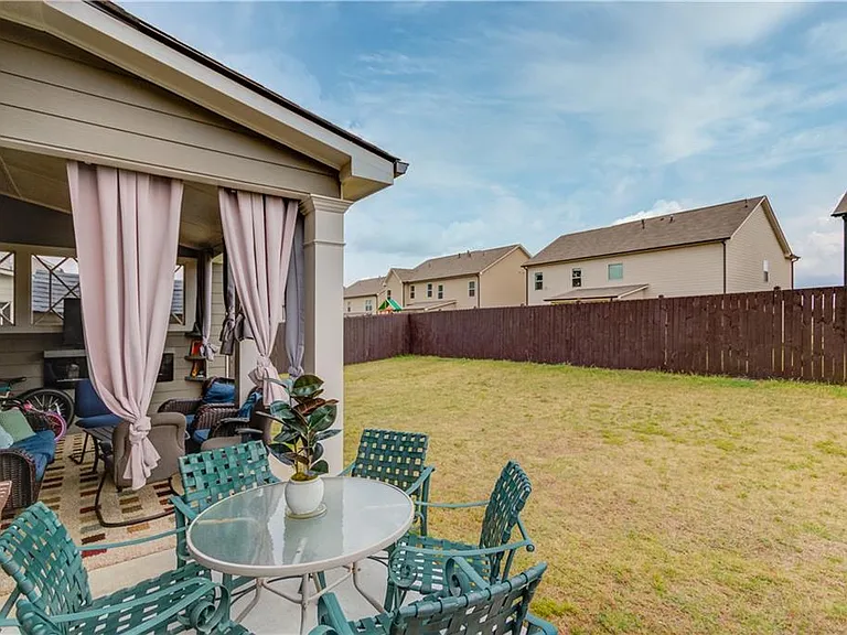 404 Henson Farm Dr — Photo 34