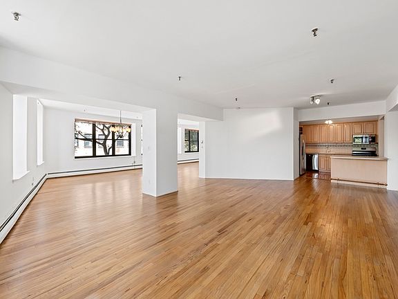 3rd image of 433 West St #2B