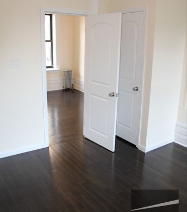 5th image of 1400 Dean St #0