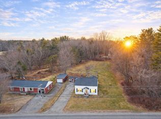 38 Meadow Road, Topsham, ME 04086