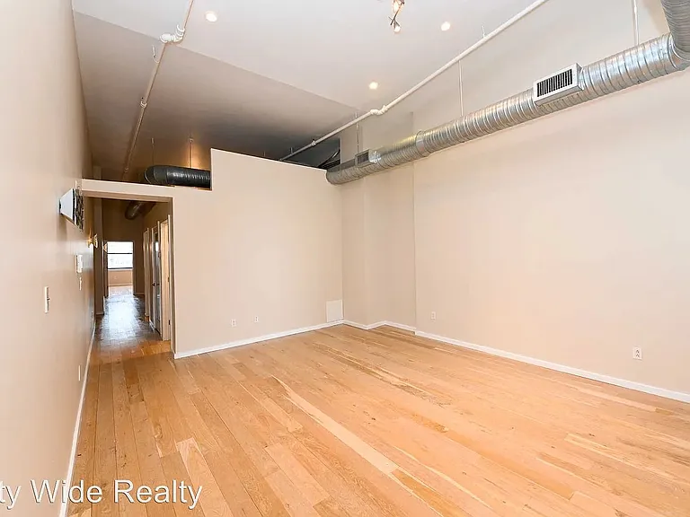 726-28 Market St #904 — Photo 7