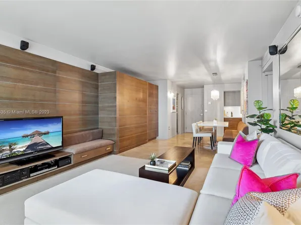 6917 Collins Ave APT 404, Miami Beach, FL 33141