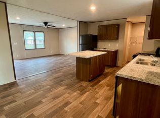 573 Carter Rd, Pottsville, AR 72858