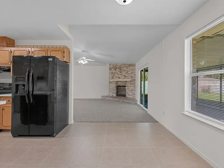 9568 Brentwood Blvd — Photo 18