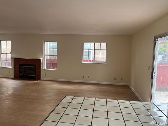 4th image of 911 3rd St