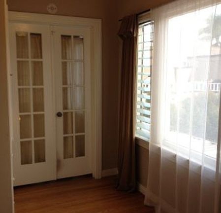 3rd image of 174 Granada Ave