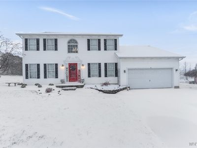 4 W Royal Hill Dr, Orchard Park, NY, 14127