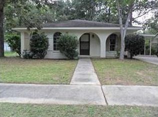 217 W Hickory St, Mandeville, LA 70471