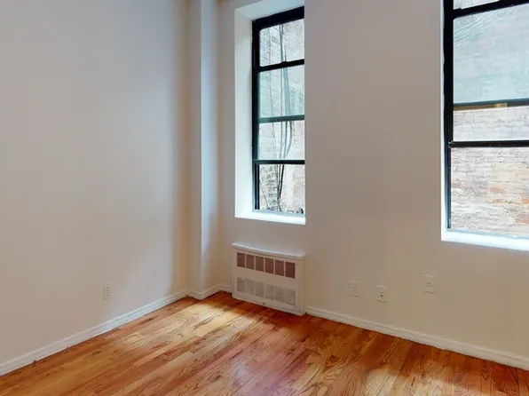 39 Bedford St APT 1S, New York, NY 10014