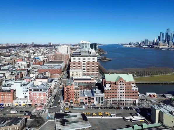 12 Hudson Place image 18 of 18