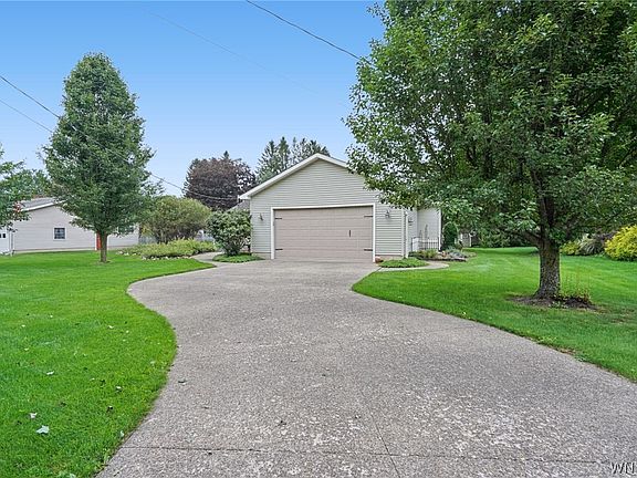 2nd image of 55 Haskell Ave