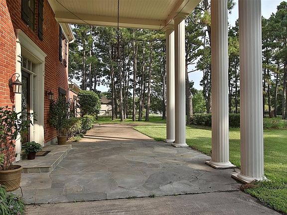 5th image of 21106 Glen Willow Dr