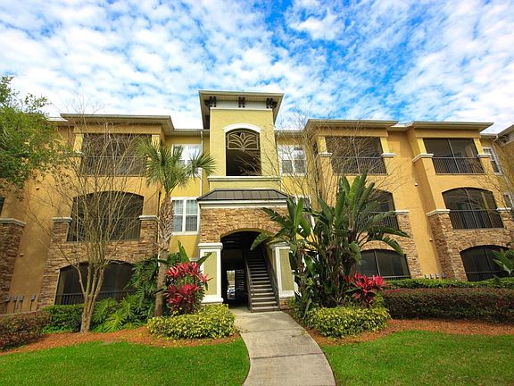 2nd image of 10019 Courtney Palms Blvd APT 104