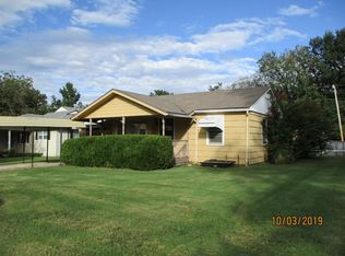 01220 N 5th St, Neodesha, KS 66757