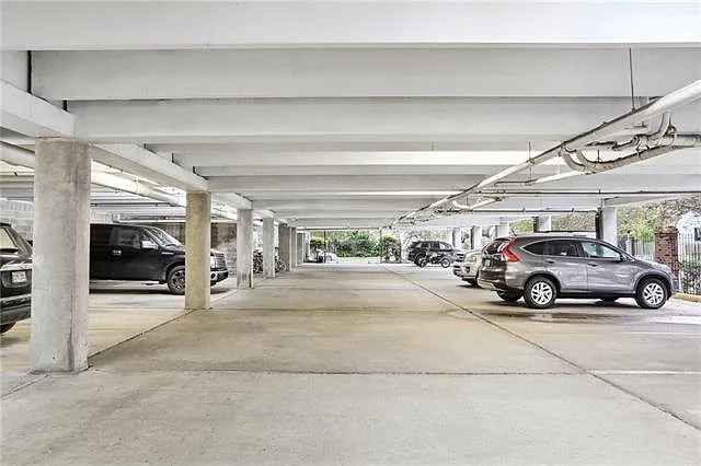 1765 Coliseum St #217 — Photo 14