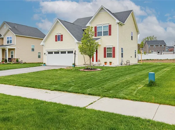 131 Planters Row, West Henrietta, NY 14586