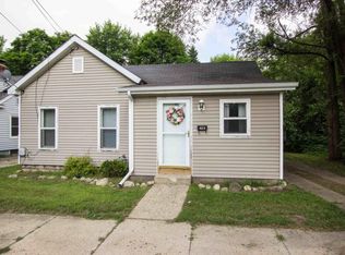 404 Michigan Ave, Dowagiac, MI 49047