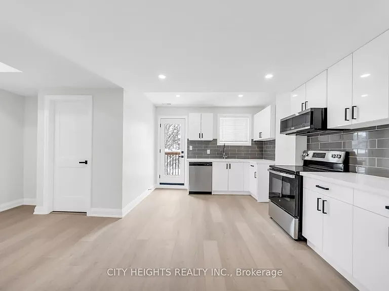 124 Church St #1 — Photo 3