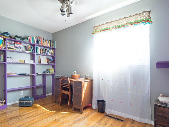 4th image of 259 Hickory Dr