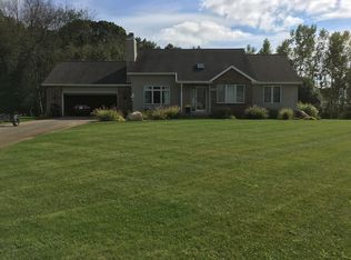 5700 Cannon Hills Dr NE, Ada, MI 49301