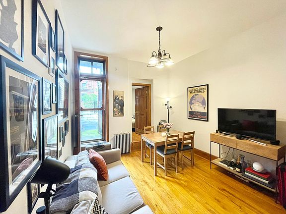 5th image of 143 W 75th St APT 3B