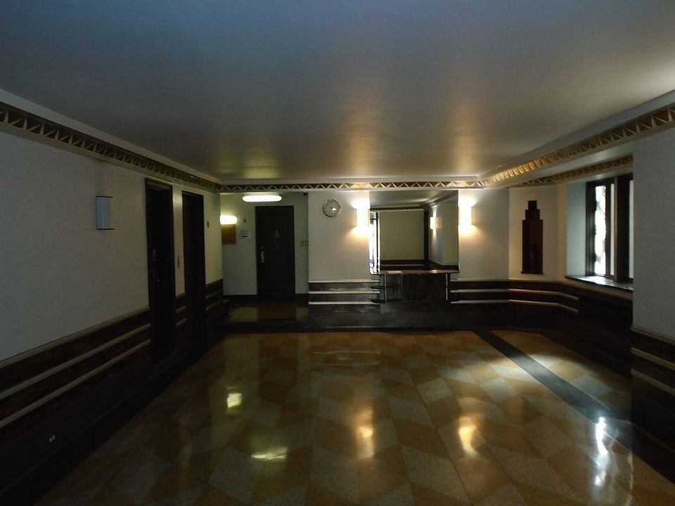 2nd image of 210 E 75th St APT 1F