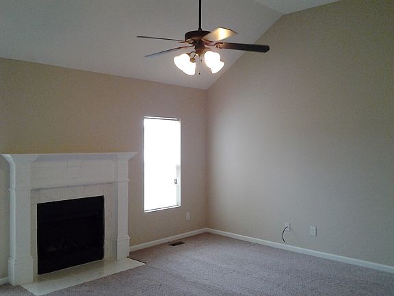 4th image of 1629 Antebellum Dr