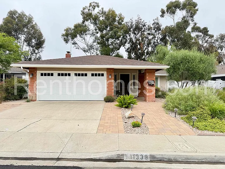 11339 Red Cedar Ln — Photo 1