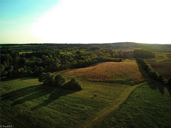 2nd image of 1339 Hairfield Ln