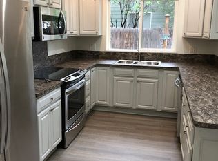 1984 NE Jackson Ave, Bend, OR 97701