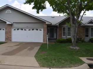 2987 Chapel Ridge Ln, Saint Charles, MO 63301