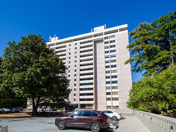 2nd image of 3530 Piedmont Rd NE #F-5