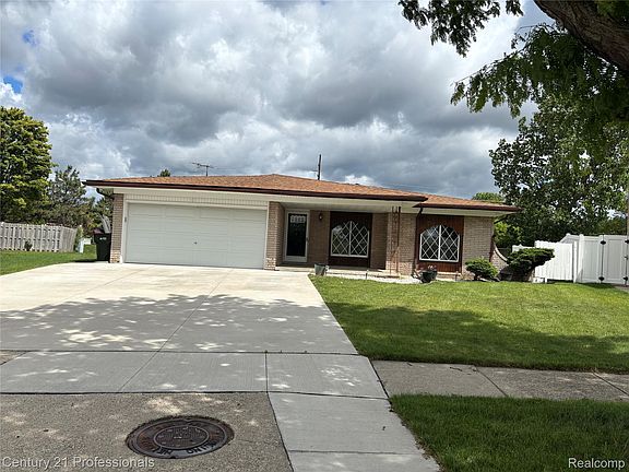 2nd image of 38986 Cottonwood Ct