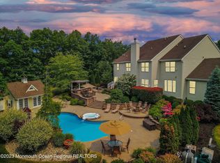 16 Winding Woods Way, Freehold, NJ 07728