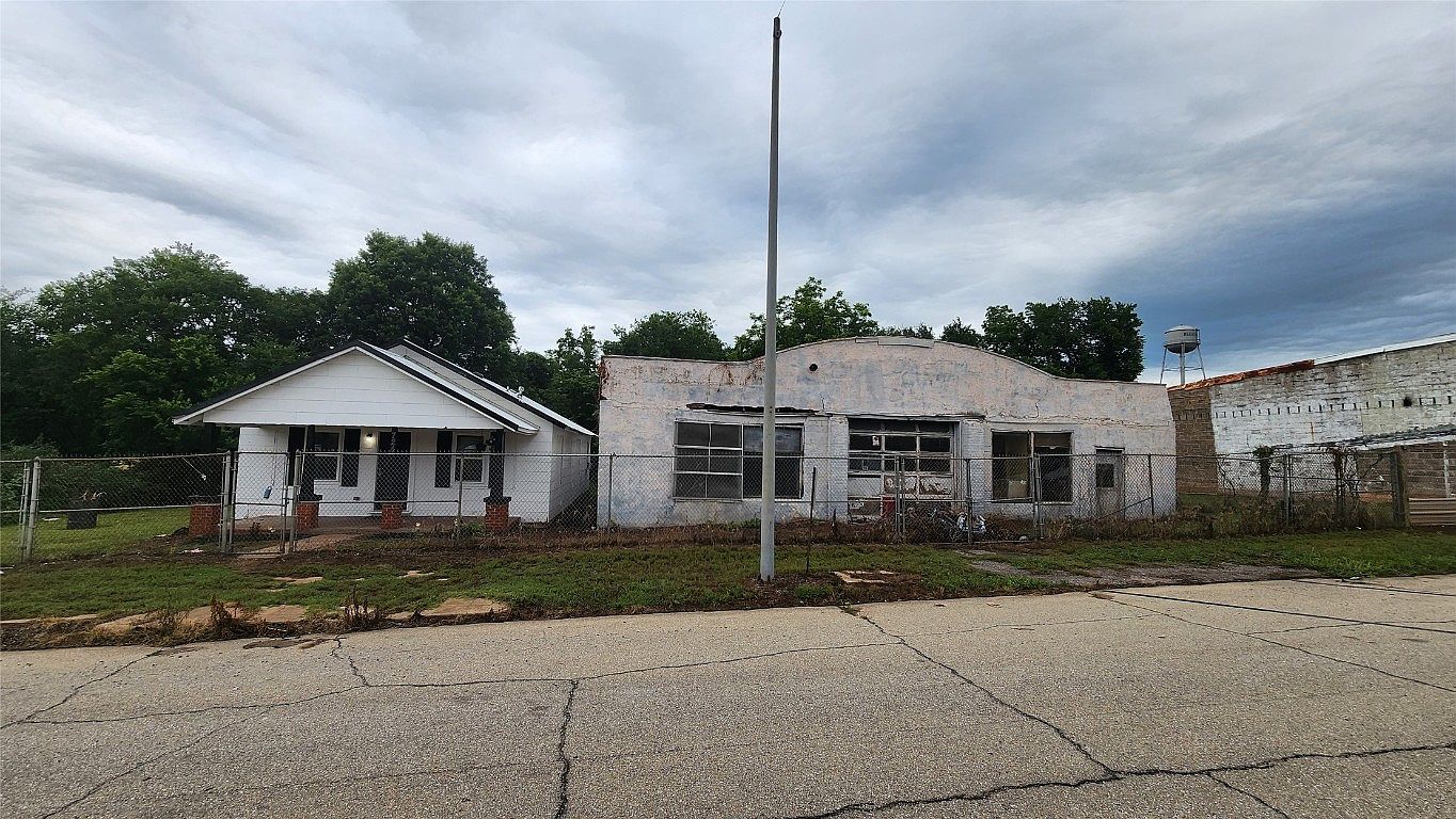 724 W Carl Hubbell Blvd, Meeker, OK 74855 Zillow