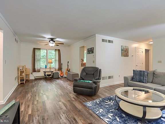 5th image of 55 Horseshoe Rd