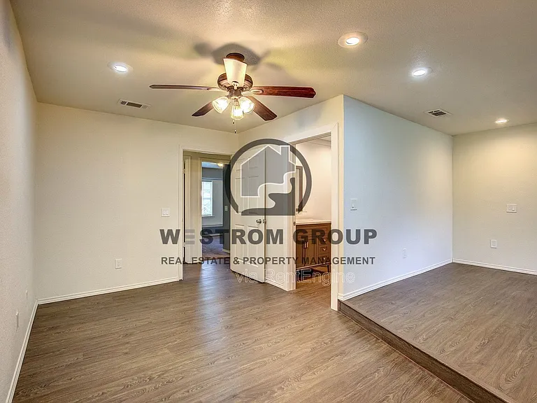 6709 Mabell St — Photo 27