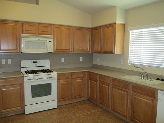 5th image of 8639 Lakota St
