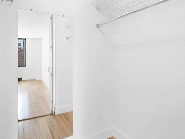 295 Greenwich Street image 9 of 17