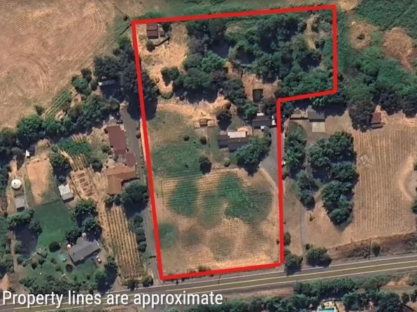 376 Crowson Rd, Ashland, OR 97520