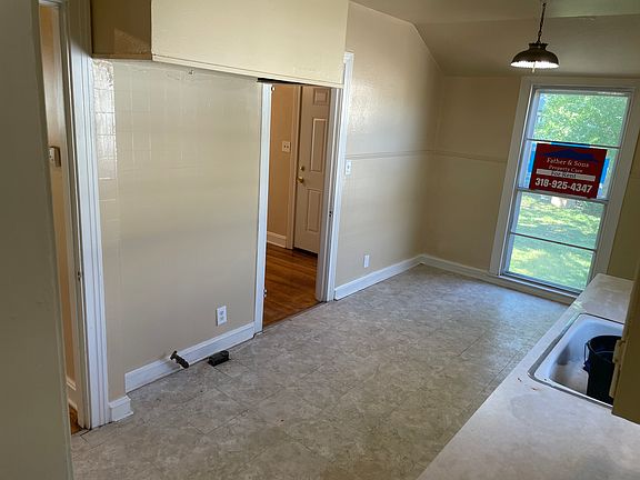 3rd image of 2719 Fulton St