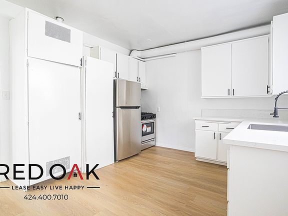 3rd image of 1965 Wilcox Ave #1