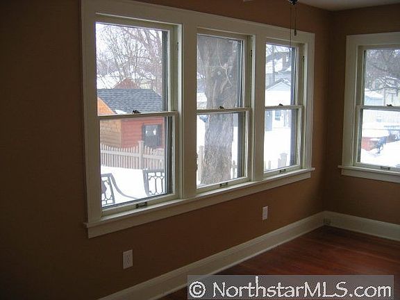 5th image of 752 Ottawa Ave