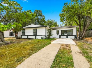 702 Jonathan Ln, Arlington, TX 76010