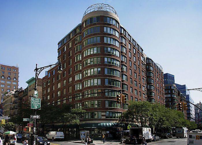1st image of 295 Greenwich St #2ON