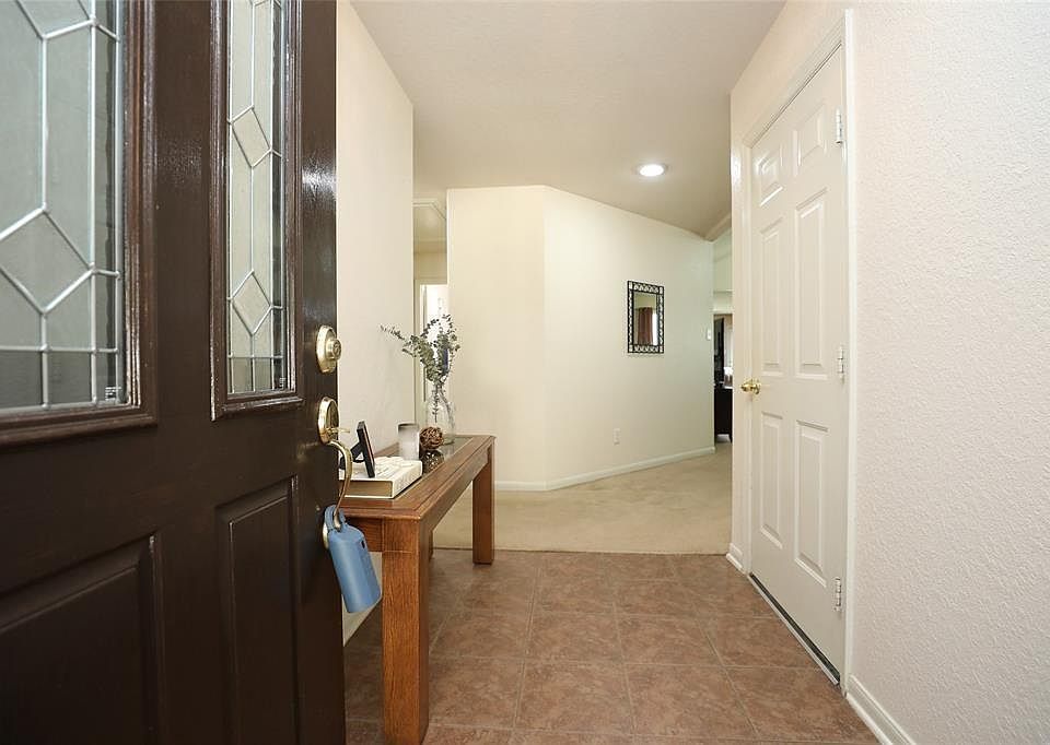 1st image of 4106 Mount Everest Way