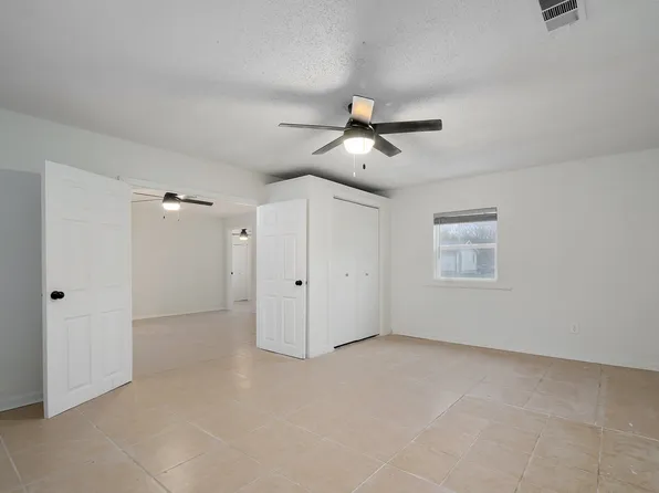 21 Larue St. Apartments