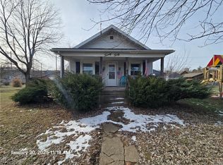2040 Licking Rd, Zanesville, OH 43701
